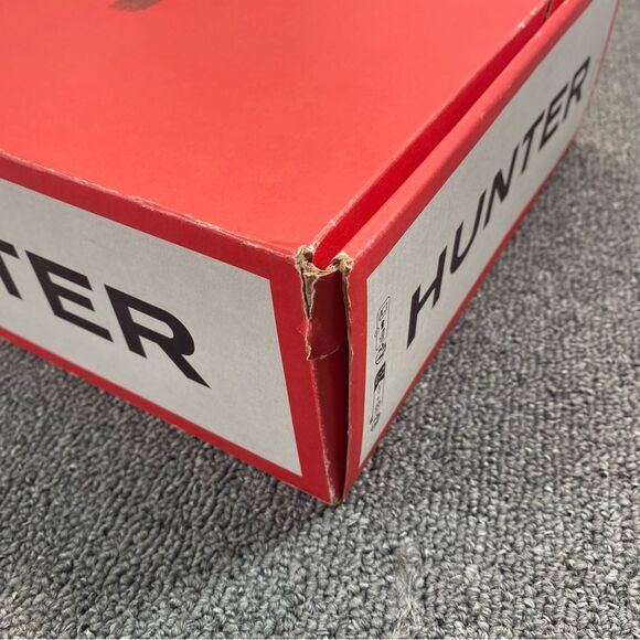 NWT Hunter Women's Original Chelsea Rain Boots Olive Minimalist Commando Size 6 - Picture 8 of 10